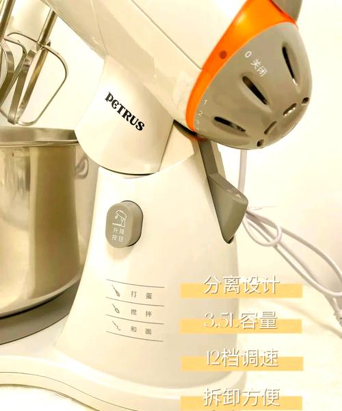 厨房神器推荐 多功能台式打蛋器与电动打蛋器，谁更胜一筹？